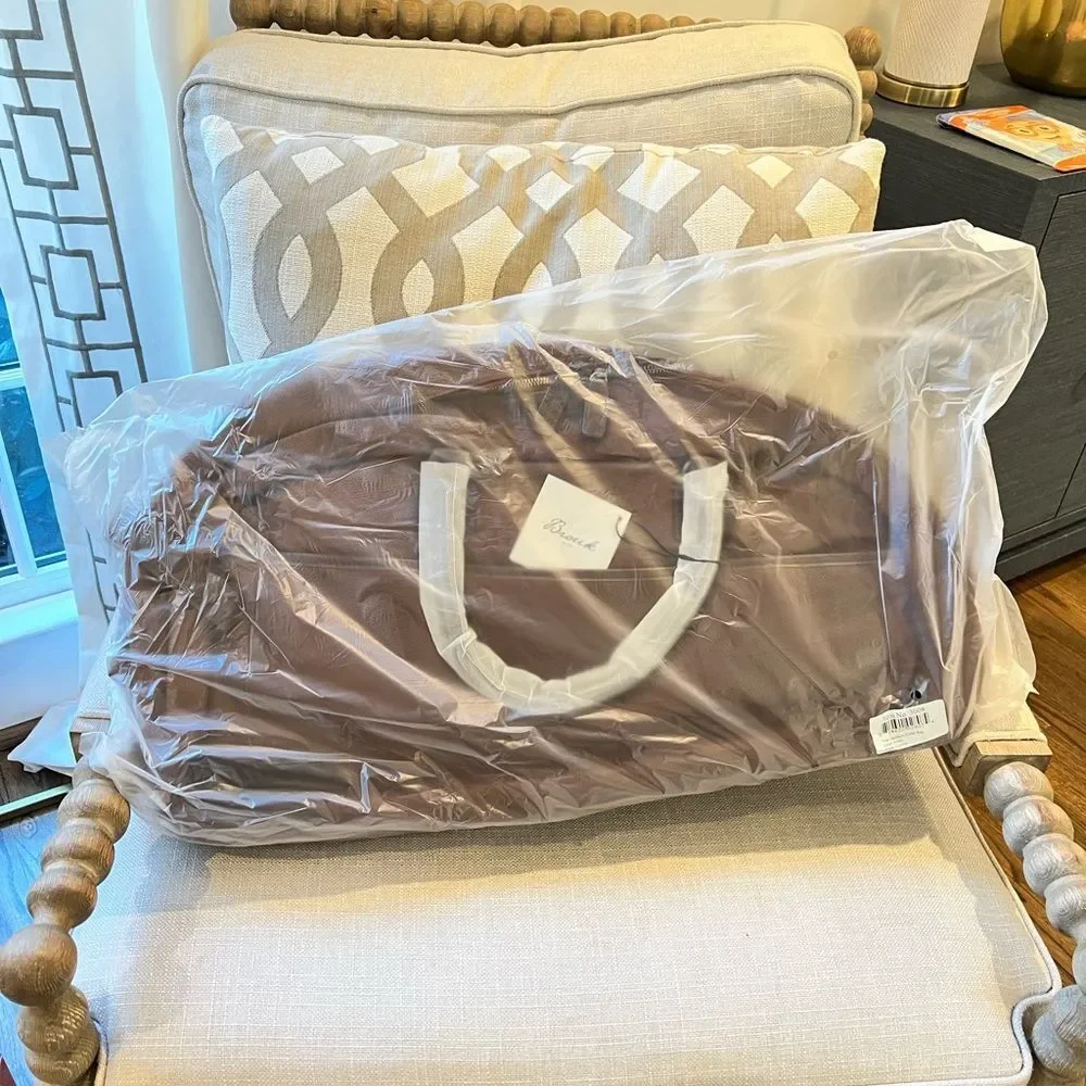 NWT Brouk Large Vegan Leather Duffle Bag Brown Fathers Day Gift